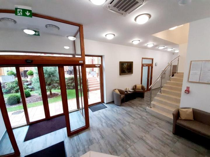 Jolan Pension & Restaurant Cicov Exterior photo